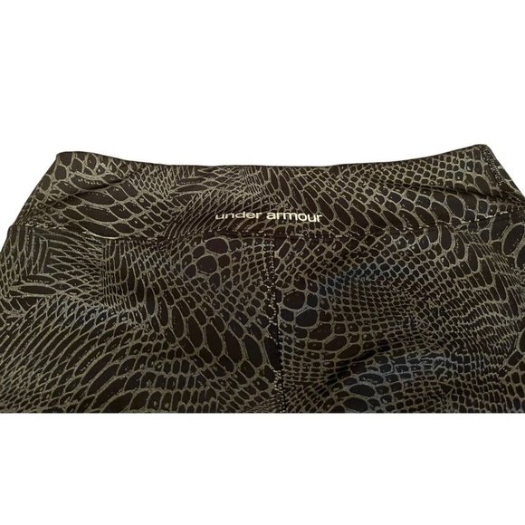 Large Under Armour Youth Girl's Capri Athletic Pants Fitted Heat Gear Black Meta - Picture 10 of 12